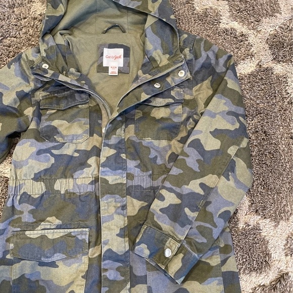 Girls cat and Jack army print hooded jacket - Picture 7 of 7